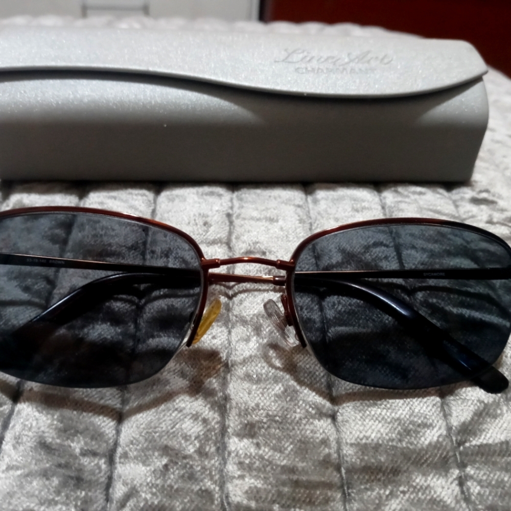 Eyeglasses